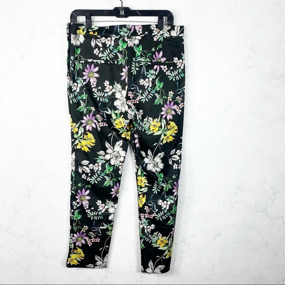 [H&M] Black Floral Trousers Pants - Picture 6 of 8